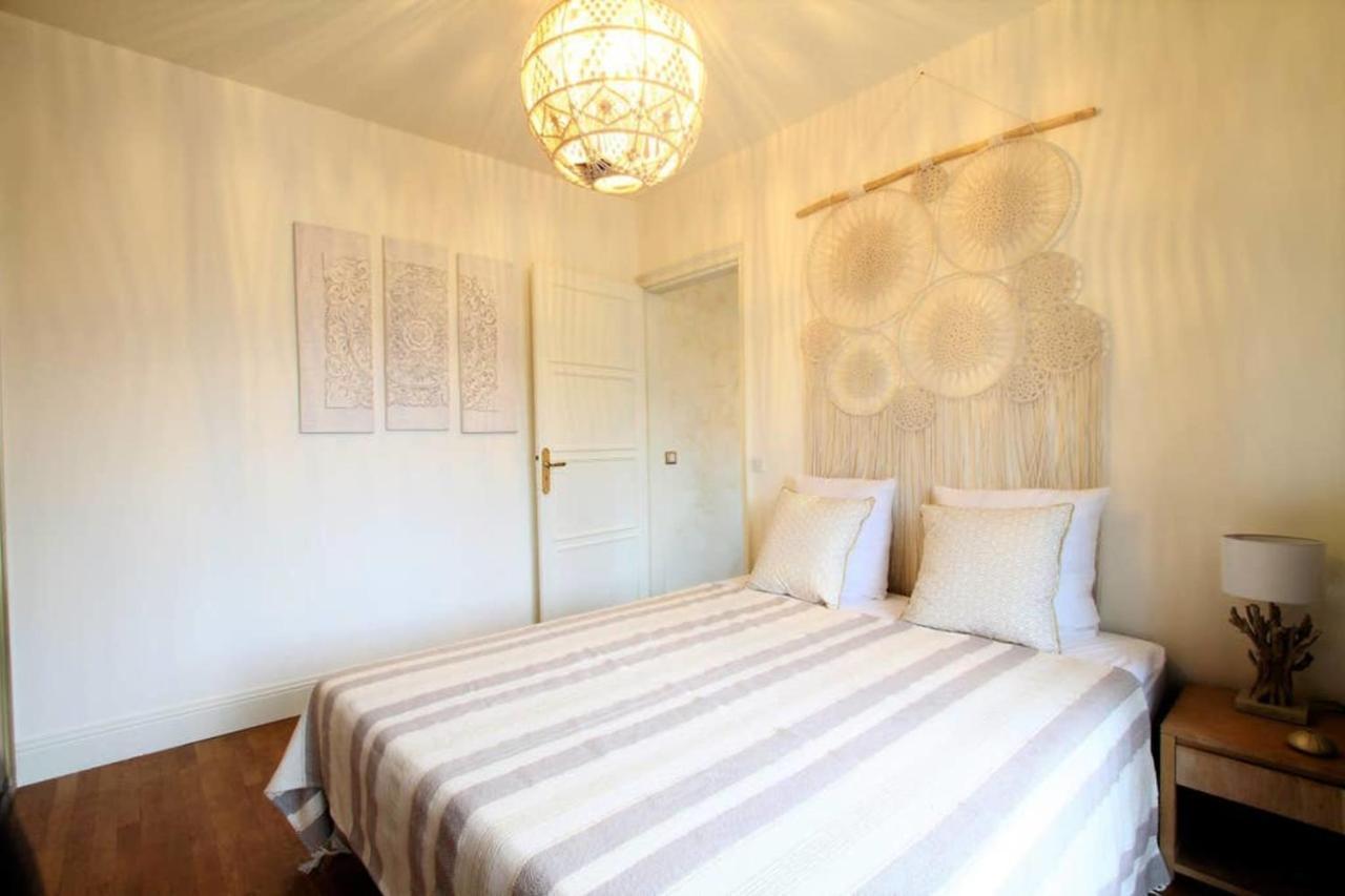 Large 5 Rooms With Garage In The City Center Annecy Buitenkant foto