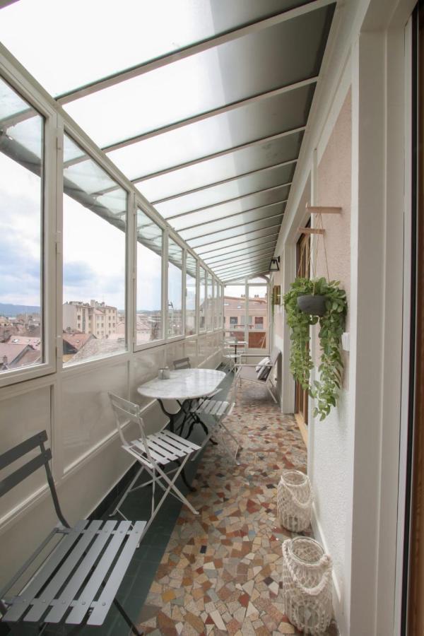 Large 5 Rooms With Garage In The City Center Annecy Buitenkant foto