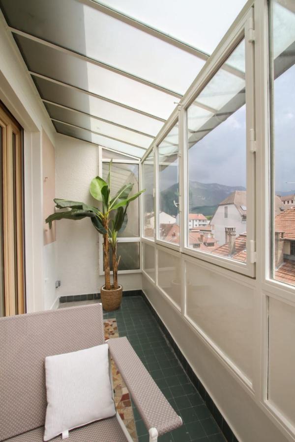 Large 5 Rooms With Garage In The City Center Annecy Buitenkant foto