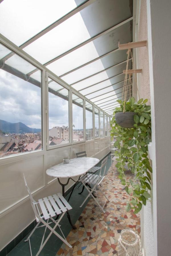 Large 5 Rooms With Garage In The City Center Annecy Buitenkant foto